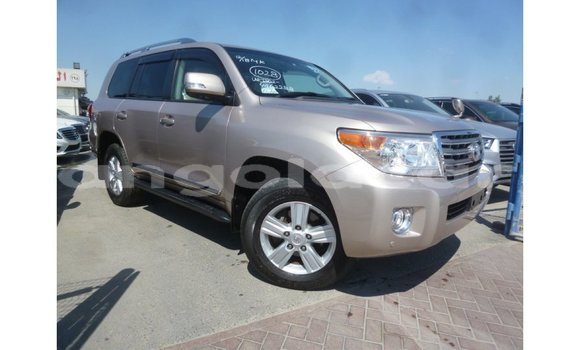 Comprar Importar Toyota Land Cruiser Outro Carro em Import - Dubai em Bengo Province Comprar Importar Toyota Land Cruiser Outro Carro em Import - Dubai em Bengo Province