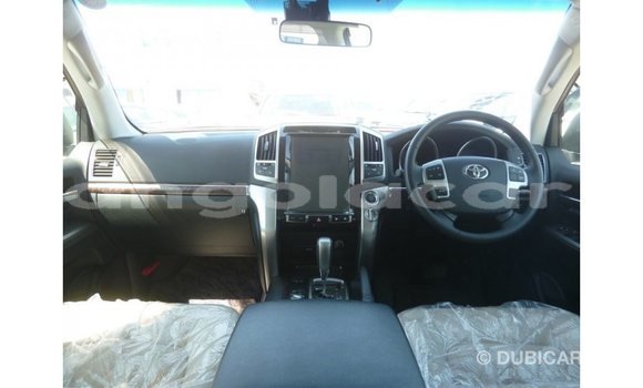Comprar Importar Toyota Land Cruiser Outro Carro em Import - Dubai em Bengo Province Comprar Importar Toyota Land Cruiser Outro Carro em Import - Dubai em Bengo Province