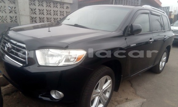 Comprar Usado Toyota Highlander Preto Carro em Luanda em Luanda Province