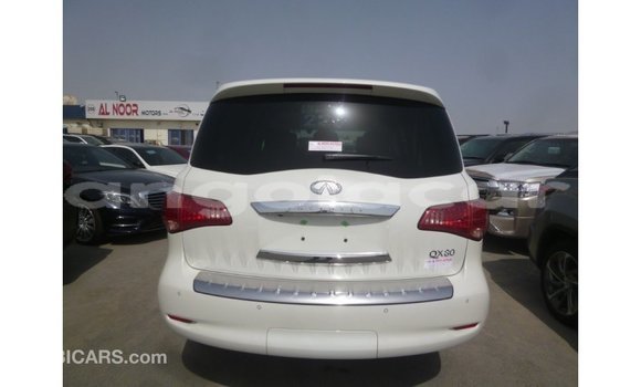 Comprar Importar Infiniti Q Branco Carro em Import - Dubai em Bengo Province Comprar Importar Infiniti Q Branco Carro em Import - Dubai em Bengo Province