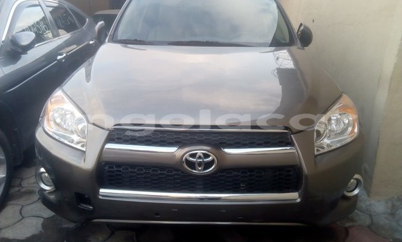 Comprar Usado Toyota RAV4 Outro Carro em Luanda em Luanda Province Comprar Usado Toyota RAV4 Outro Carro em Luanda em Luanda Province