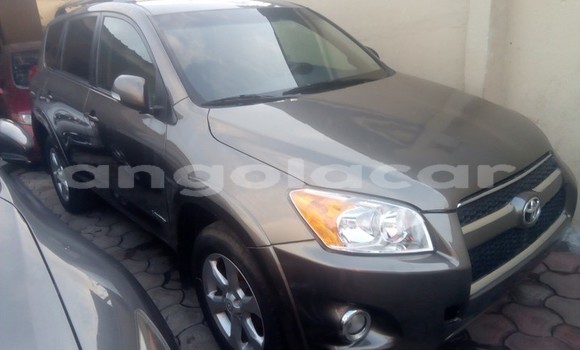 Comprar Usado Toyota RAV4 Outro Carro em Luanda em Luanda Province Comprar Usado Toyota RAV4 Outro Carro em Luanda em Luanda Province