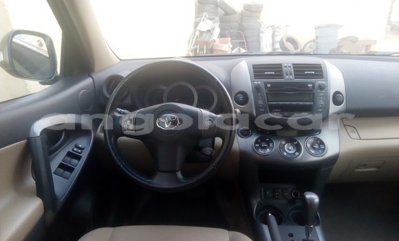 Comprar Usado Toyota RAV4 Outro Carro em Luanda em Luanda Province Comprar Usado Toyota RAV4 Outro Carro em Luanda em Luanda Province