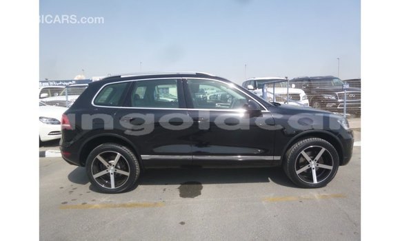Acheter Import Voiture Volkswagen Touareg Noir à Import - Dubai, Province de Bengo Acheter Import Voiture Volkswagen Touareg Noir à Import - Dubai, Province de Bengo