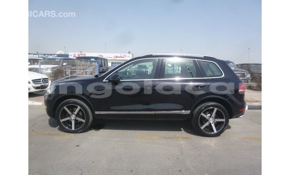 Acheter Import Voiture Volkswagen Touareg Noir à Import - Dubai, Province de Bengo Acheter Import Voiture Volkswagen Touareg Noir à Import - Dubai, Province de Bengo