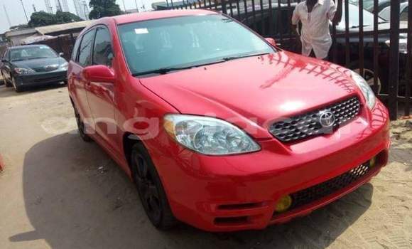 Buy Used Toyota Matrix Red Car in Luanda in Luanda Province