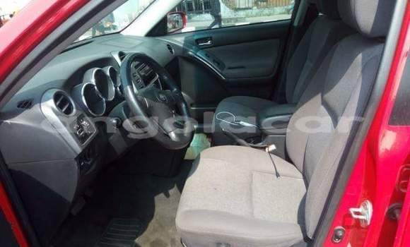 Acheter Occasion Voiture Toyota Matrix Rouge à Luanda, Province de Luanda Acheter Occasion Voiture Toyota Matrix Rouge à Luanda, Province de Luanda
