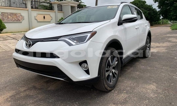 Buy Used Toyota RAV4 White Car in Namibe in Namibe Province Buy Used Toyota RAV4 White Car in Namibe in Namibe Province