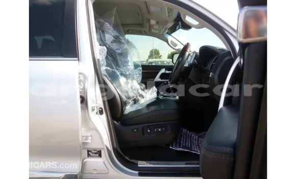 Acheter Import Voiture Toyota Land Cruiser Autre à Import - Dubai, Province de Bengo Acheter Import Voiture Toyota Land Cruiser Autre à Import - Dubai, Province de Bengo