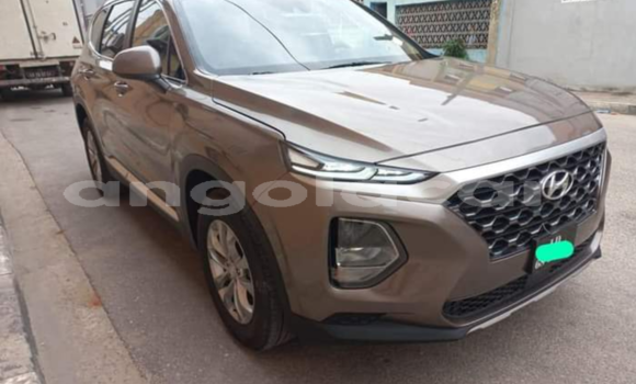 Comprar Usado Hyundai Santa Fe Outro Carro em Namibe em Namibe Province