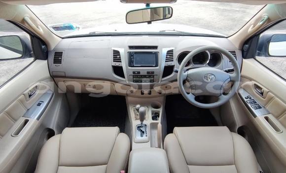 Acheter Occasion Voiture Toyota Fortuner Blanc à Luanda, Province de Luanda Acheter Occasion Voiture Toyota Fortuner Blanc à Luanda, Province de Luanda