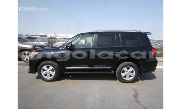 Acheter Import Voiture Toyota Land Cruiser Noir à Import - Dubai, Province de Bengo Acheter Import Voiture Toyota Land Cruiser Noir à Import - Dubai, Province de Bengo