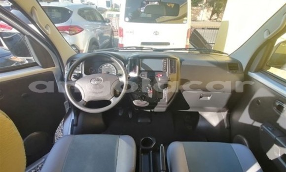 Acheter Occasion Voiture Toyota TownAce Gris à Luanda, Province de Luanda Acheter Occasion Voiture Toyota TownAce Gris à Luanda, Province de Luanda