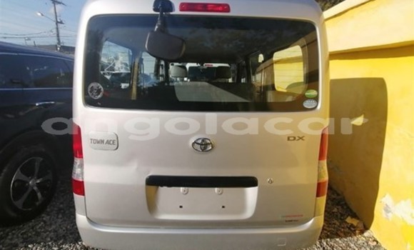 Acheter Occasion Voiture Toyota TownAce Gris à Luanda, Province de Luanda Acheter Occasion Voiture Toyota TownAce Gris à Luanda, Province de Luanda