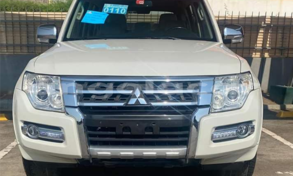 Acheter Occasion Voiture Mitsubishi Pajero Blanc à Luanda, Province de Luanda Acheter Occasion Voiture Mitsubishi Pajero Blanc à Luanda, Province de Luanda
