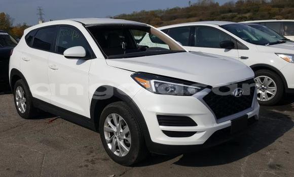 Comprar Usado Hyundai Tucson Branco Carro em Luanda em Luanda Province