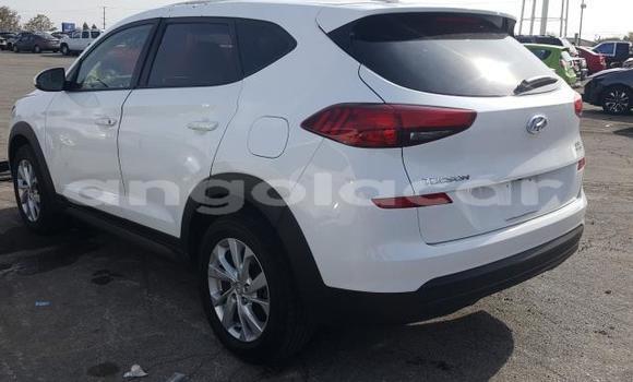 Acheter Occasion Voiture Hyundai Tucson Blanc à Luanda, Province de Luanda Acheter Occasion Voiture Hyundai Tucson Blanc à Luanda, Province de Luanda