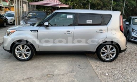 Acheter Occasion Voiture Kia Soul Gris à Luanda, Province de Luanda Acheter Occasion Voiture Kia Soul Gris à Luanda, Province de Luanda