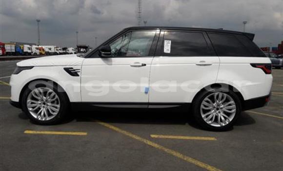 Acheter Occasion Voiture Range Rover Range Rover Blanc à Luanda, Province de Luanda Acheter Occasion Voiture Range Rover Range Rover Blanc à Luanda, Province de Luanda