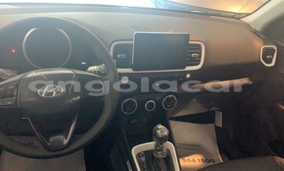 Acheter Occasion Voiture Hyundai Verna Noir à Luanda, Province de Luanda Acheter Occasion Voiture Hyundai Verna Noir à Luanda, Province de Luanda