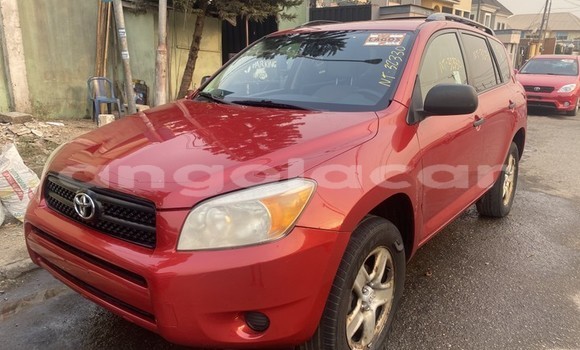 Buy Used Toyota RAV4 Red Car in Luanda in Luanda Province