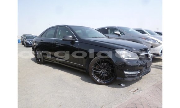 Acheter Import Voiture Mercedes-Benz 190 Noir à Import - Dubai, Province de Bengo