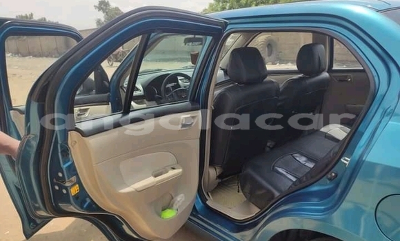 Comprar Usado Suzuki Swift Azul Carro em Luanda em Luanda Province Comprar Usado Suzuki Swift Azul Carro em Luanda em Luanda Province