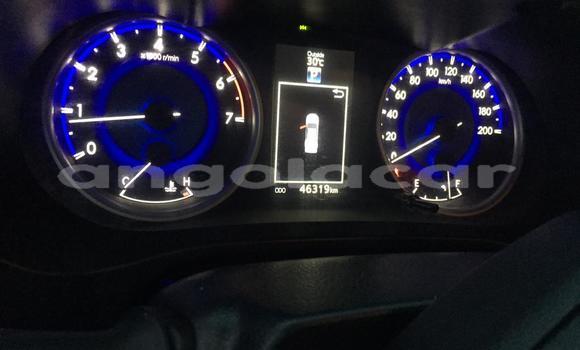 Acheter Occasion Voiture Toyota Hiluxe Revo Blanc à Luanda, Province de Luanda Acheter Occasion Voiture Toyota Hiluxe Revo Blanc à Luanda, Province de Luanda