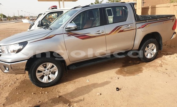 Acheter Occasion Voiture Toyota Hilux Blanc à Luanda, Province de Luanda Acheter Occasion Voiture Toyota Hilux Blanc à Luanda, Province de Luanda
