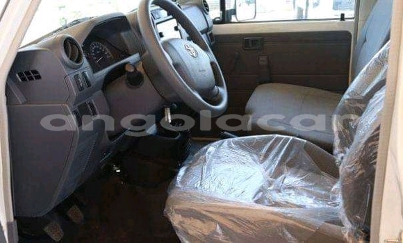 Buy Used Toyota Land Cruiser Other Car in Luanda in Luanda Province Buy Used Toyota Land Cruiser Other Car in Luanda in Luanda Province