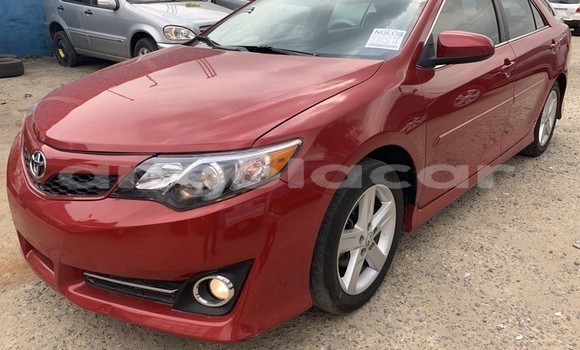 Comprar Usado Toyota Camry Vermelho Carro em Luanda em Luanda Province Comprar Usado Toyota Camry Vermelho Carro em Luanda em Luanda Province