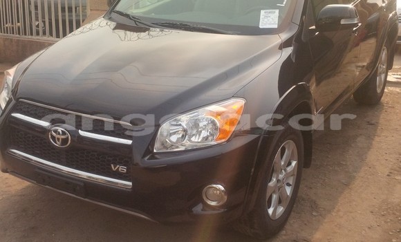 Buy Used Toyota RAV4 Black Car in Luanda in Luanda Province