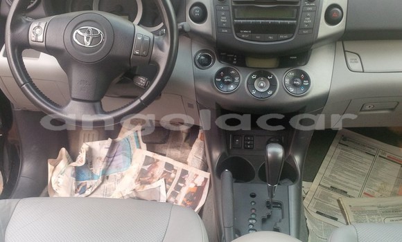 Comprar Usado Toyota RAV4 Preto Carro em Luanda em Luanda Province Comprar Usado Toyota RAV4 Preto Carro em Luanda em Luanda Province