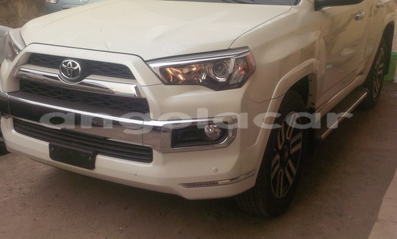 Acheter Occasion Voiture Toyota 4Runner Blanc à Luanda, Province de Luanda Acheter Occasion Voiture Toyota 4Runner Blanc à Luanda, Province de Luanda