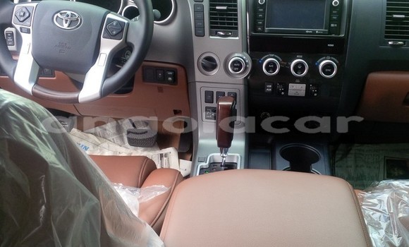Acheter Occasion Voiture Toyota Sequoia Noir à Luanda, Province de Luanda Acheter Occasion Voiture Toyota Sequoia Noir à Luanda, Province de Luanda