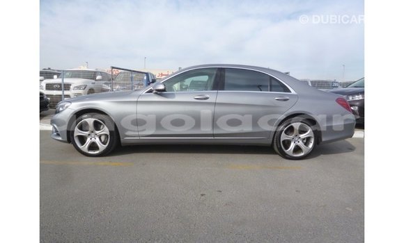 Comprar Importar Mercedes-Benz 190 Outro Carro em Import - Dubai em Bengo Province Comprar Importar Mercedes-Benz 190 Outro Carro em Import - Dubai em Bengo Province