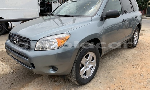Comprar Importar Toyota RAV4 Preto Carro em Luanda em Luanda Province