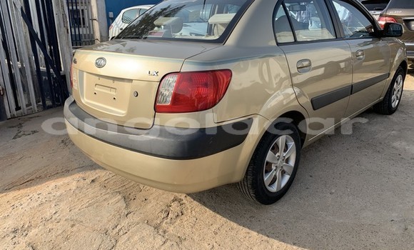 Acheter Occasion Voiture Kia rio Gris à Luanda, Province de Luanda Acheter Occasion Voiture Kia rio Gris à Luanda, Province de Luanda