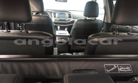 Acheter Occasion Voiture Toyota Highlander Noir à Luanda, Province de Luanda Acheter Occasion Voiture Toyota Highlander Noir à Luanda, Province de Luanda