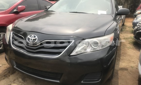 Comprar Usado Toyota Camry (Japan) Preto Carro em Luanda em Luanda Province Comprar Usado Toyota Camry (Japan) Preto Carro em Luanda em Luanda Province