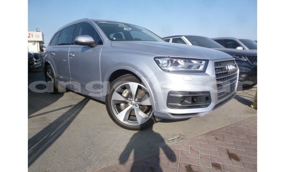 Acheter Import Voiture Audi Q7 Autre à Import - Dubai, Province de Bengo