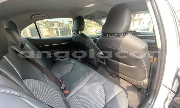 Buy Used Toyota Camry White Car in Luanda in Luanda Province Buy Used Toyota Camry White Car in Luanda in Luanda Province