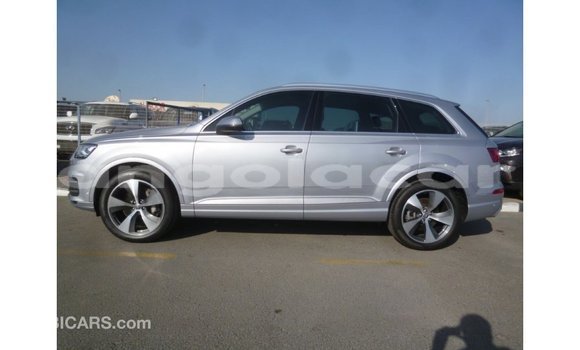 Comprar Importar Audi Q7 Outro Carro em Import - Dubai em Bengo Province Comprar Importar Audi Q7 Outro Carro em Import - Dubai em Bengo Province