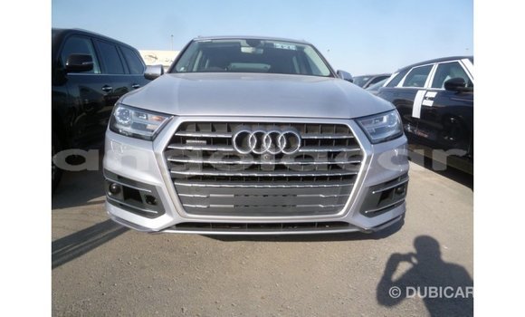 Comprar Importar Audi Q7 Outro Carro em Import - Dubai em Bengo Province Comprar Importar Audi Q7 Outro Carro em Import - Dubai em Bengo Province