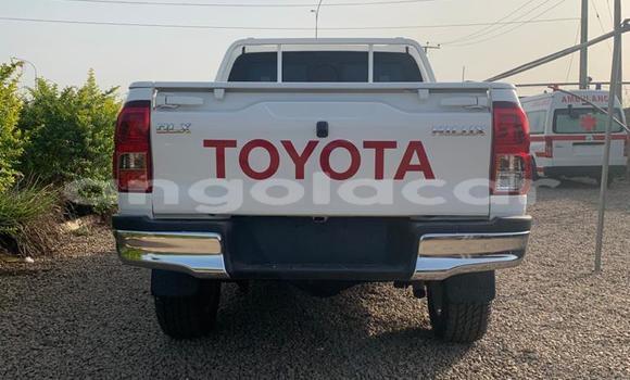 Acheter Occasion Voiture Toyota Hilux Blanc à Luanda, Province de Luanda Acheter Occasion Voiture Toyota Hilux Blanc à Luanda, Province de Luanda