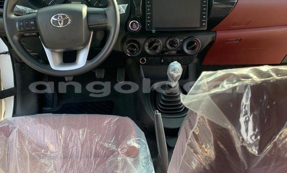 Acheter Occasion Voiture Toyota Hilux Blanc à Luanda, Province de Luanda Acheter Occasion Voiture Toyota Hilux Blanc à Luanda, Province de Luanda