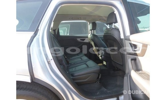 Comprar Importar Audi Q7 Outro Carro em Import - Dubai em Bengo Province Comprar Importar Audi Q7 Outro Carro em Import - Dubai em Bengo Province