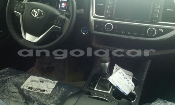 Comprar Novo Toyota Highlander Preto Carro em Luanda em Luanda Province Comprar Novo Toyota Highlander Preto Carro em Luanda em Luanda Province