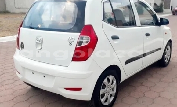 Acheter Occasion Voiture Hyundai Accent Blanc à Luanda, Province de Luanda Acheter Occasion Voiture Hyundai Accent Blanc à Luanda, Province de Luanda