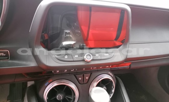 Acheter Occasion Voiture Chevrolet Camaro Blanc à Luanda, Province de Luanda Acheter Occasion Voiture Chevrolet Camaro Blanc à Luanda, Province de Luanda